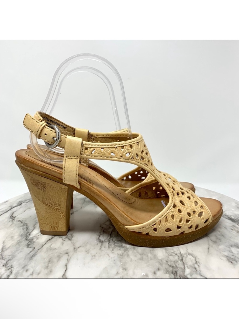 Naya Alpine Laser Cut Tan Leather Slingback Sandal Pumps 8.5 Classic Boho Summer